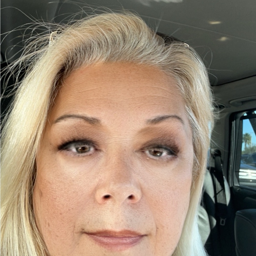 Meet your Posher, Christy.    ITS HOLIDAY MADNESS!!!  MAKE OFFERS, BUNDLE ETC.